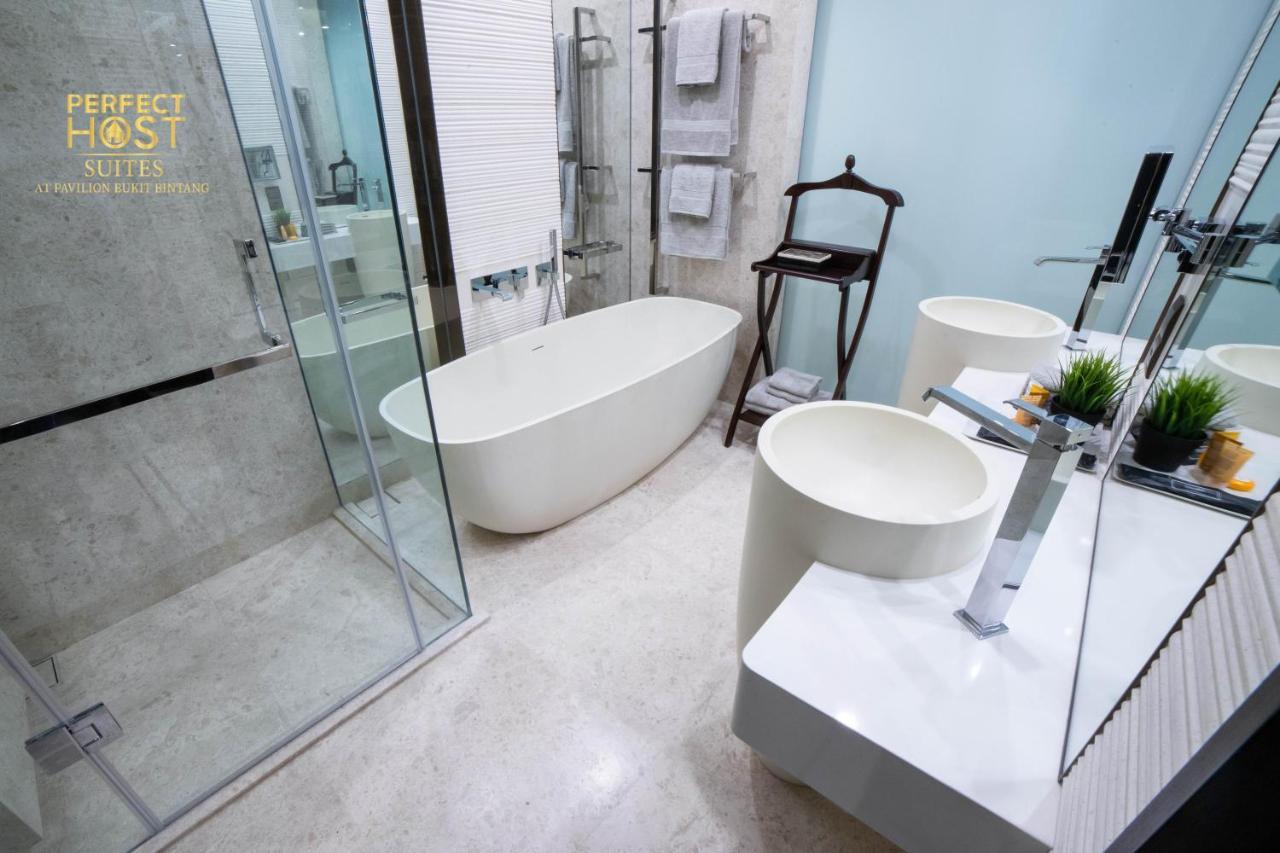 Ph Suites At Pavilion Bukit Bintang Kuala Lumpur Exterior photo Bathroom